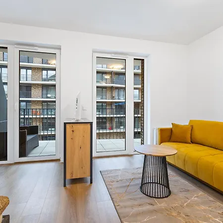 Moderny S Parkovanim V Novostavbe *