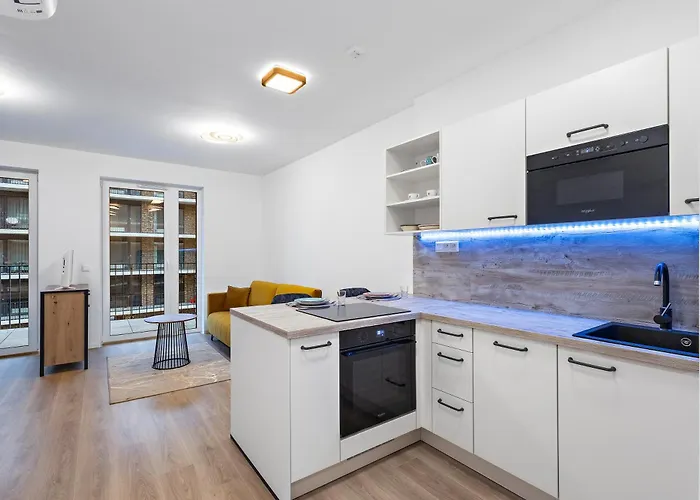 Moderny S Parkovanim V Novostavbe דירה ברטיסלאבה