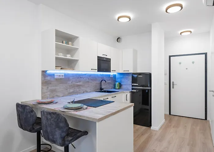 Moderny S Parkovanim V Novostavbe * 布拉迪斯拉发