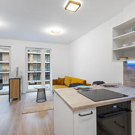 Moderny S Parkovanim V Novostavbe * Pozsony