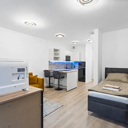 Moderny S Parkovanim V Novostavbe Apartman